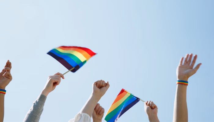 CCOO firma el I Acuerdo sobre medidas efectivas de igualdad e inclusión de las personas LGTBI en el convenio colectivo de Comercio Textil en Madrid
